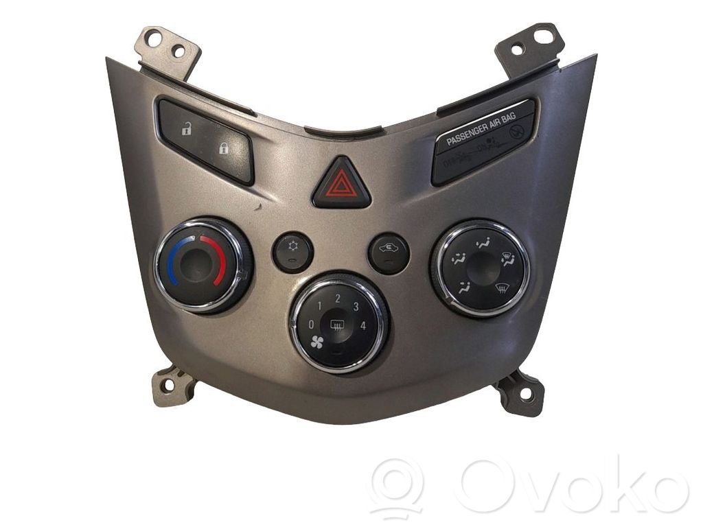 Chevrolet Aveo Sterowania klimatyzacji / Ogrzewania 