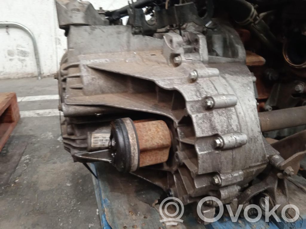 Ford Focus C-MAX Cutie viteze manuală cu 5 trepte 