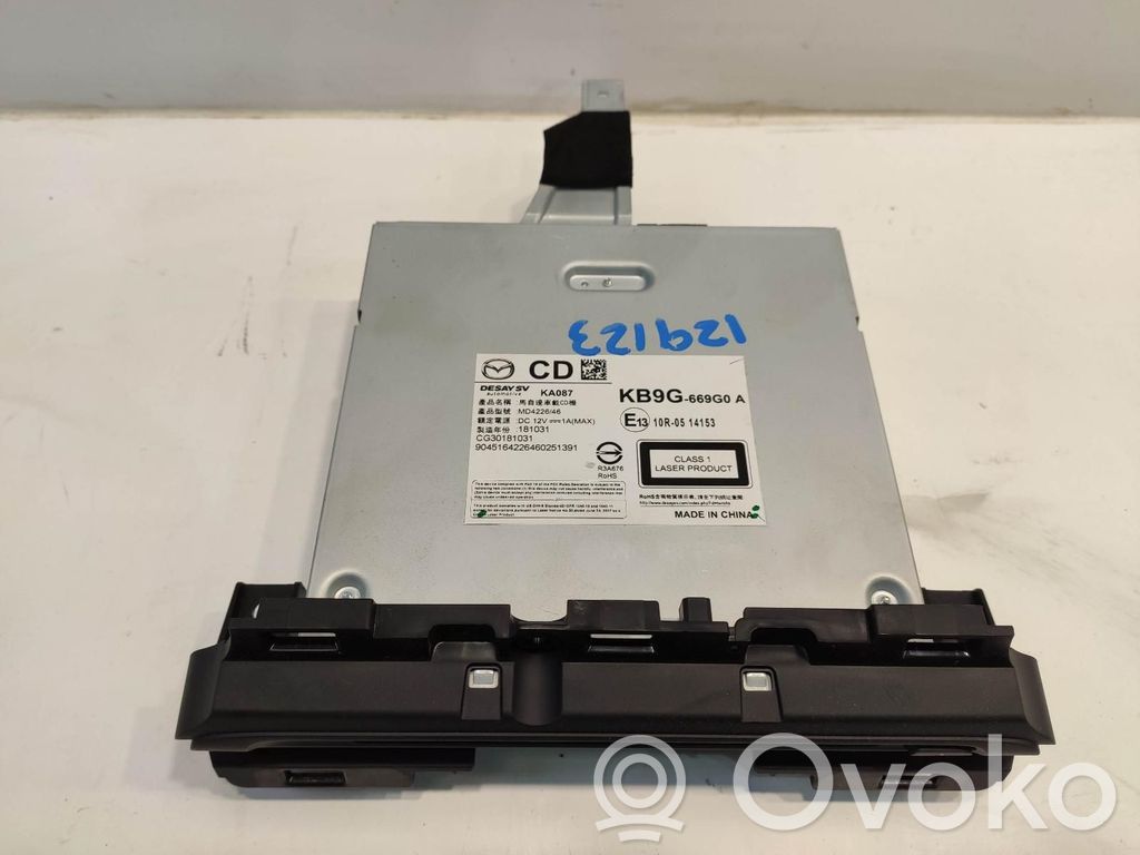 Mazda CX-5 II Panel / Radioodtwarzacz CD/DVD/GPS 