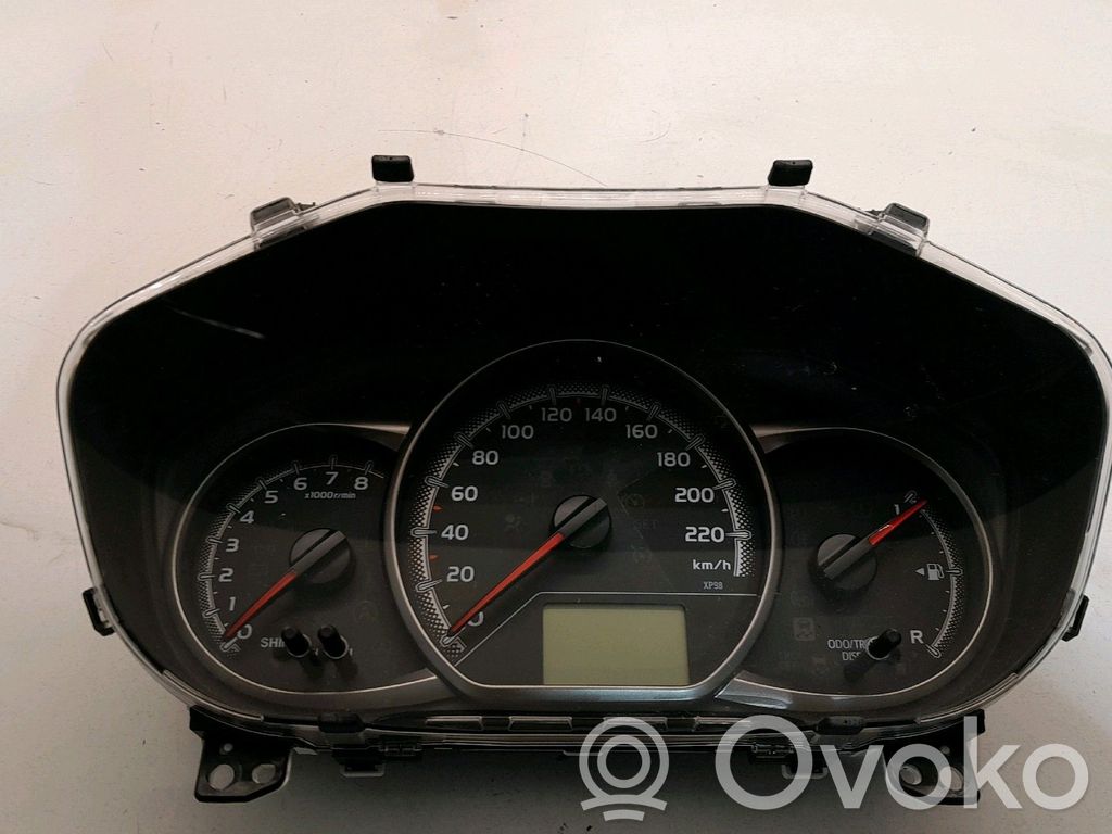 Toyota Yaris Vitezometru (grup de instrumente)