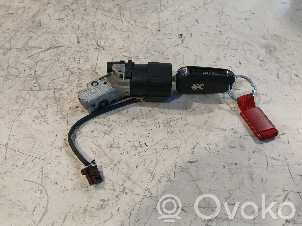 Peugeot 208 I Motor de arranque 