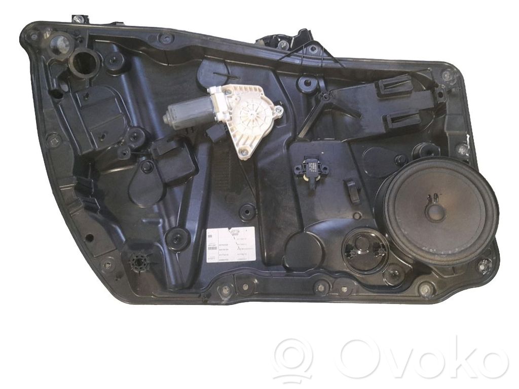 Mercedes-Benz CLA C117 X117 W117 Elektryczny podnośnik szyby drzwi przednich 