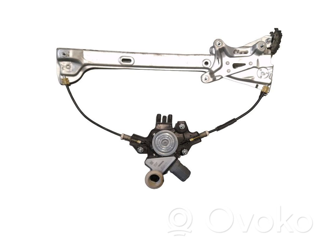 Toyota Corolla Cross Macara ușă față cu motor 