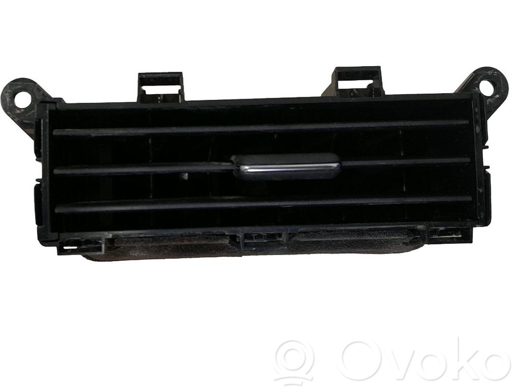 Mazda CX-30 Grille d'aération centrale 