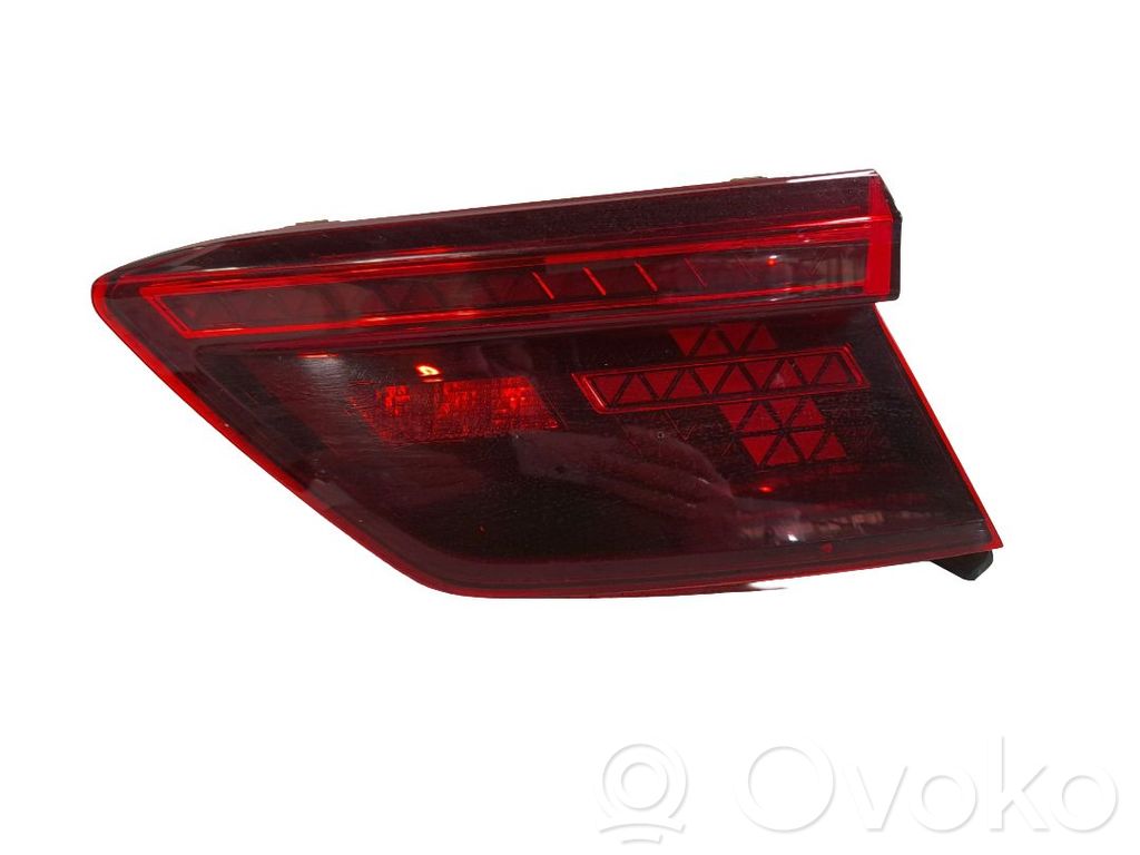 Volkswagen Tiguan Allspace Lampă spate în caroserie