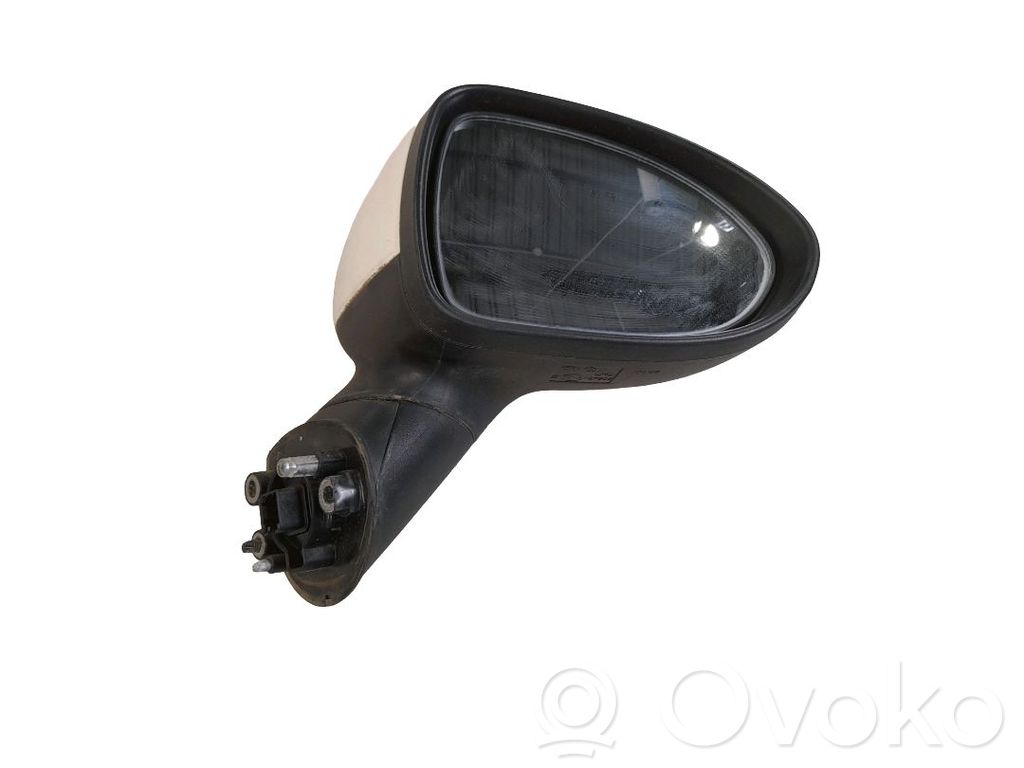 Taustapeilin verhoilu   876201W040