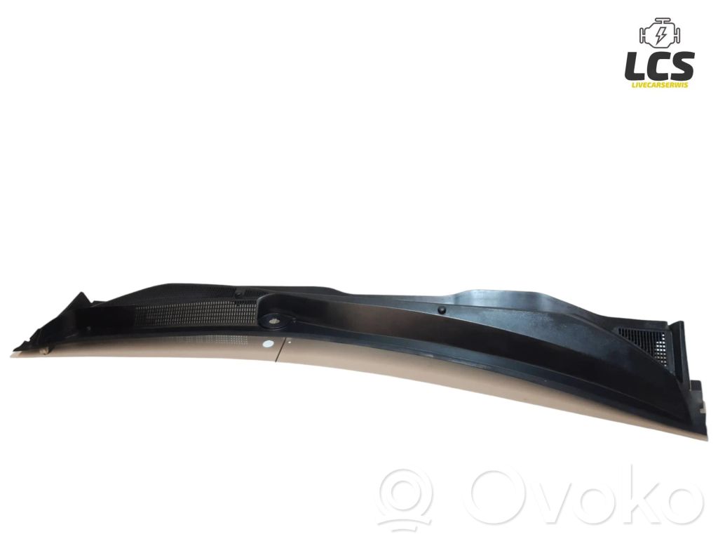 Opel Astra H Wiper trim 