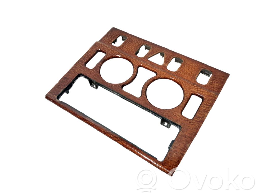 Mercedes-Benz E W210 Console centrale, commande chauffage/clim 