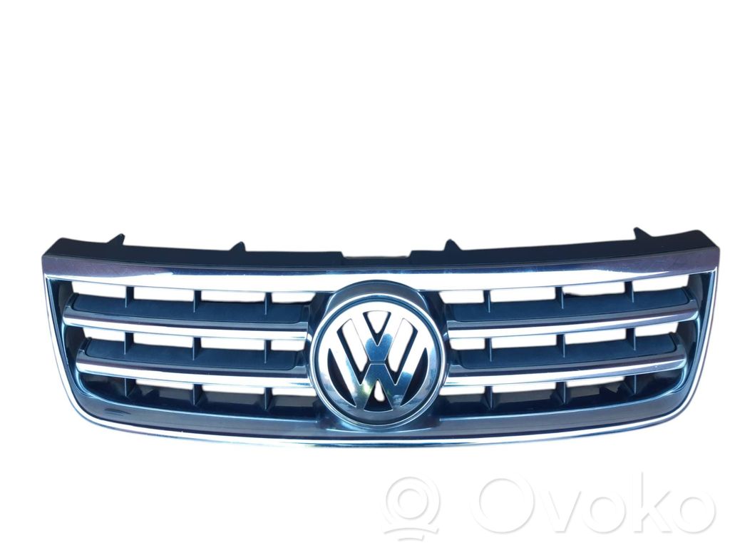 Volkswagen Touareg I Maskownica / Grill / Atrapa górna chłodnicy 