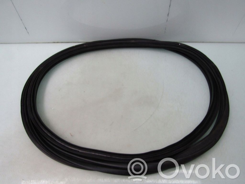 KIA Xceed Trunk rubber seal (body) 