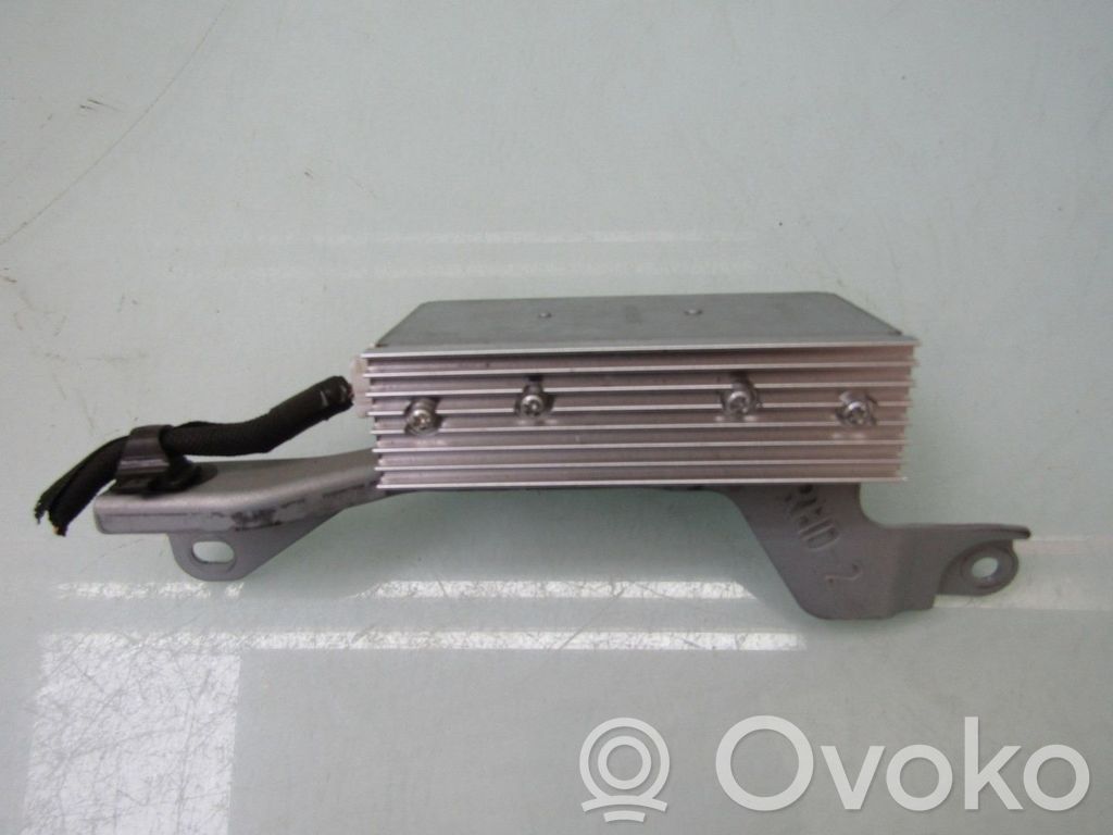 Lexus IS III XE30 Garso stiprintuvas 