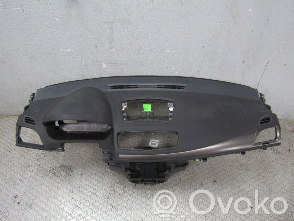Renault Megane III Panel de instrumentos 
