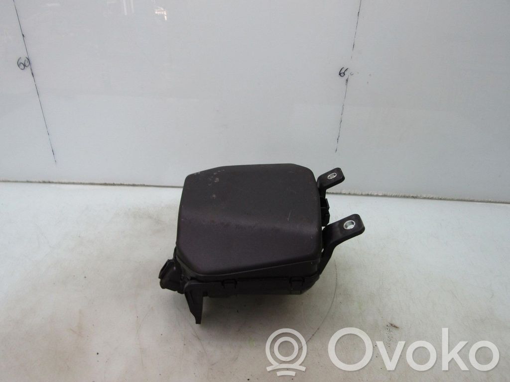Mazda 3 Drošinātāju kaste (komplekts) 