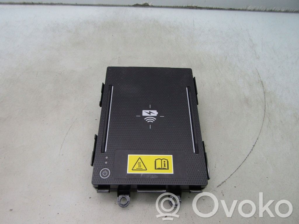Honda ZR-V Wireless charging module 