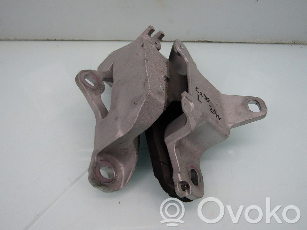 Gearbox mounting bracket   CX30,24R,SKYACTIVX