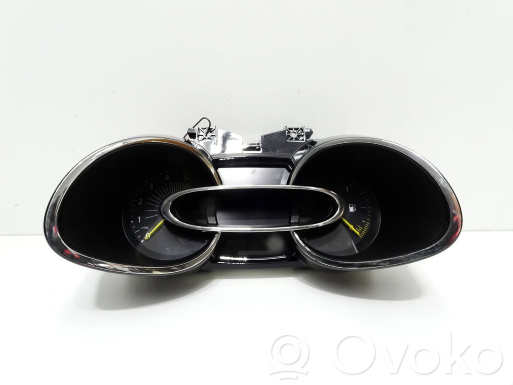 Renault Clio IV Speedometer (instrument cluster) 