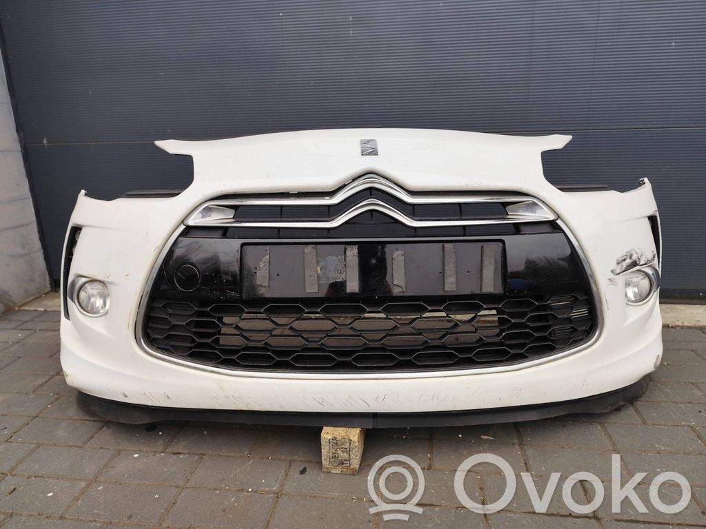 Citroen DS3 Parachoques delantero 
