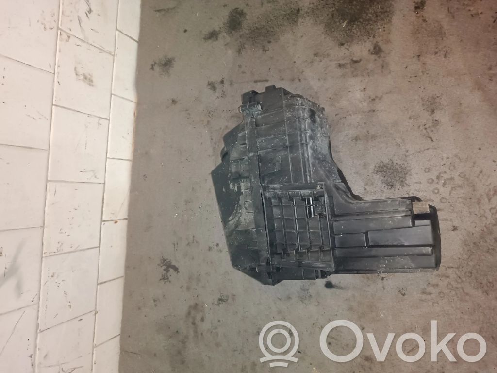 Citroen C5 Air filter box 