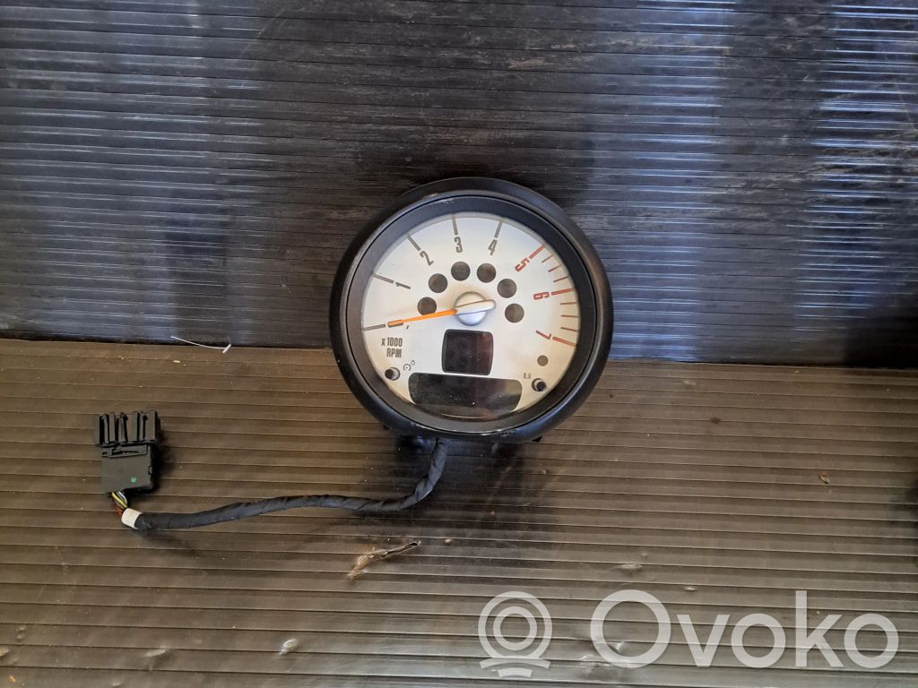Mini Cooper Countryman R60 Tachometer 