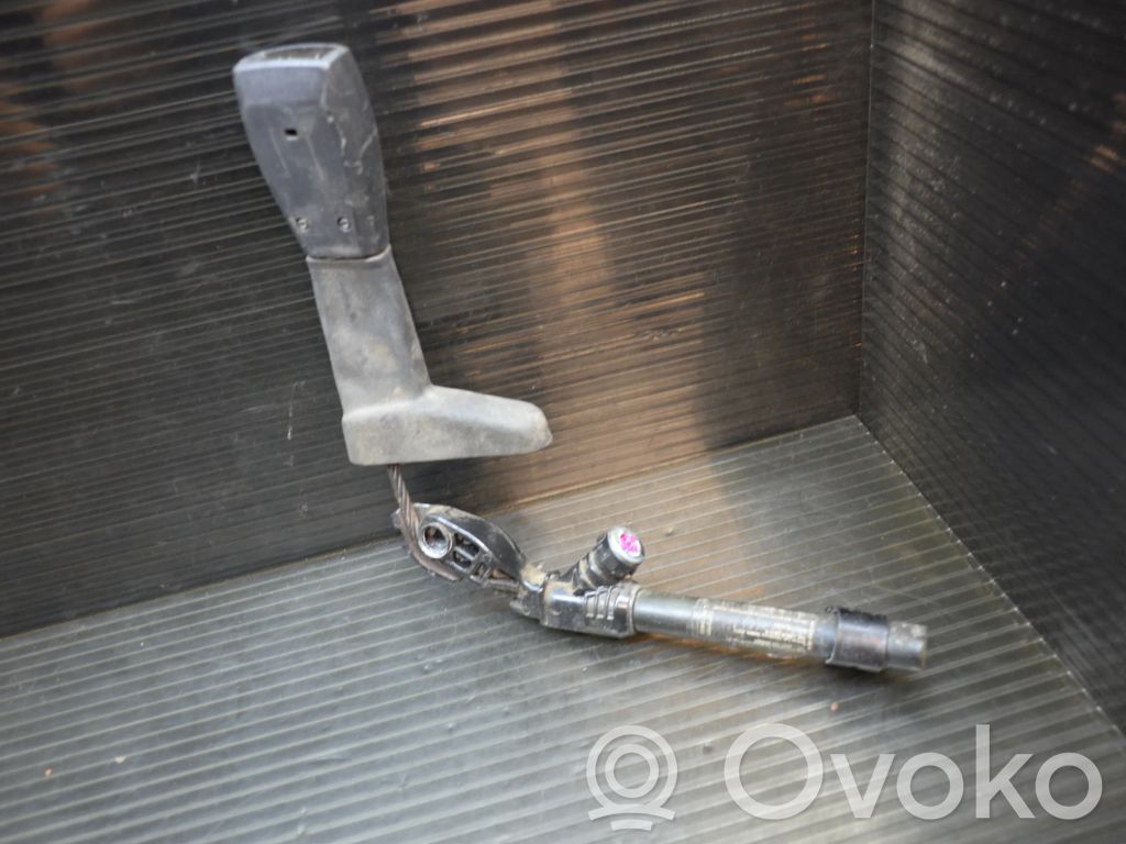 Volvo V50 Bridă fixare centură de siguranță față 