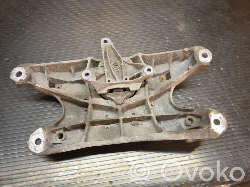 Audi A4 S4 B8 8K Łapa / Mocowanie skrzyni biegów 
