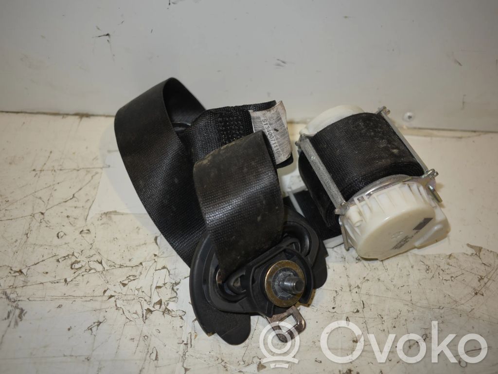 BMW X3 E83 Cinturón delantero 