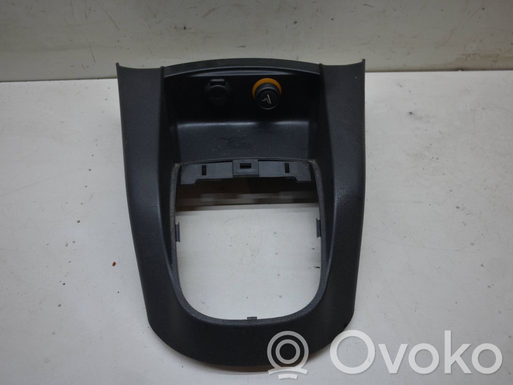 Citroen C4 II Ātrumu pārslēgšanas sviras dekoratīvā apdare (plastmasas) 
