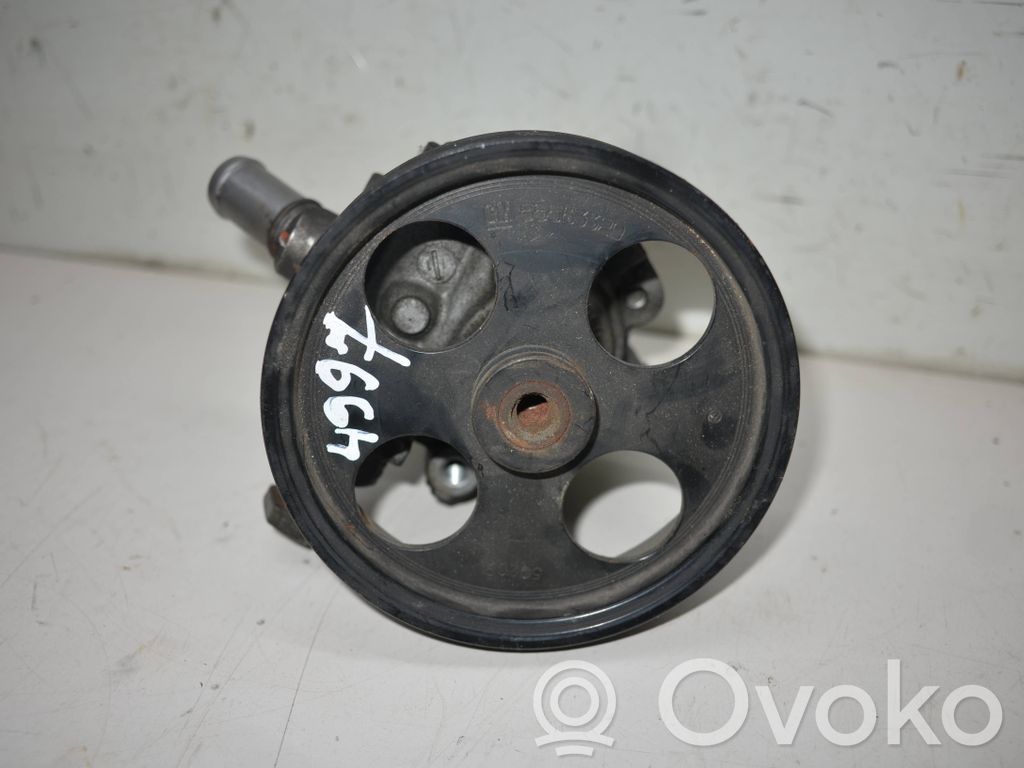 Opel Insignia A Ohjaustehostimen pumppu 