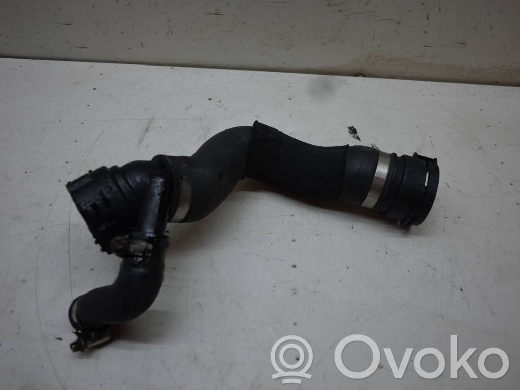 BMW 1 E81 E87 Engine coolant pipe/hose 