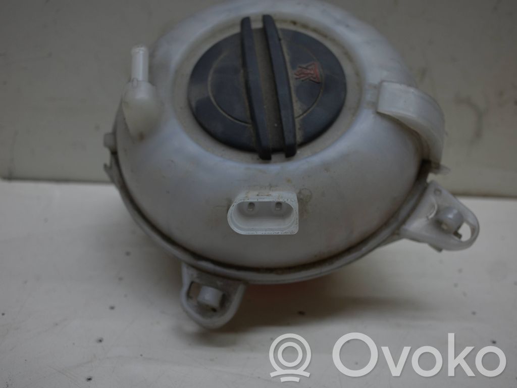 Audi A3 S3 8V Zbiornik wyrównawczy chłodziwa 