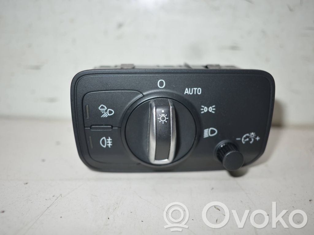 Light switch   8V0941531AA