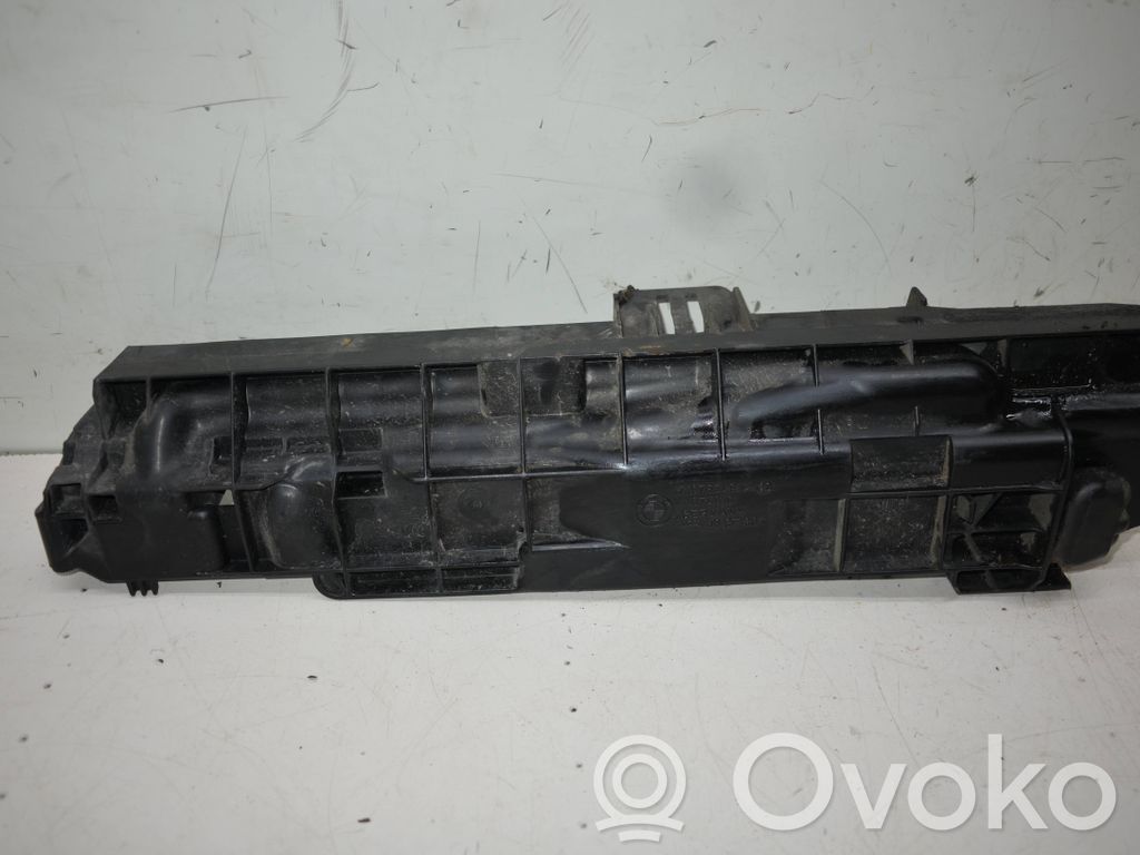 BMW 1 E81 E87 Radiator mount bracket 