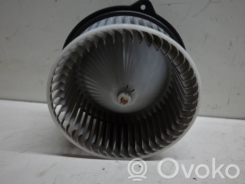 Mazda 3 II Mazā radiatora ventilators 