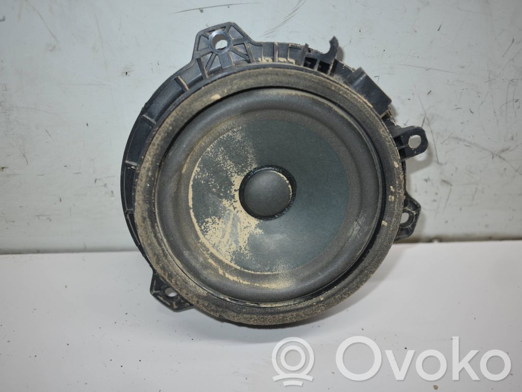 KIA Stonic Front door speaker 