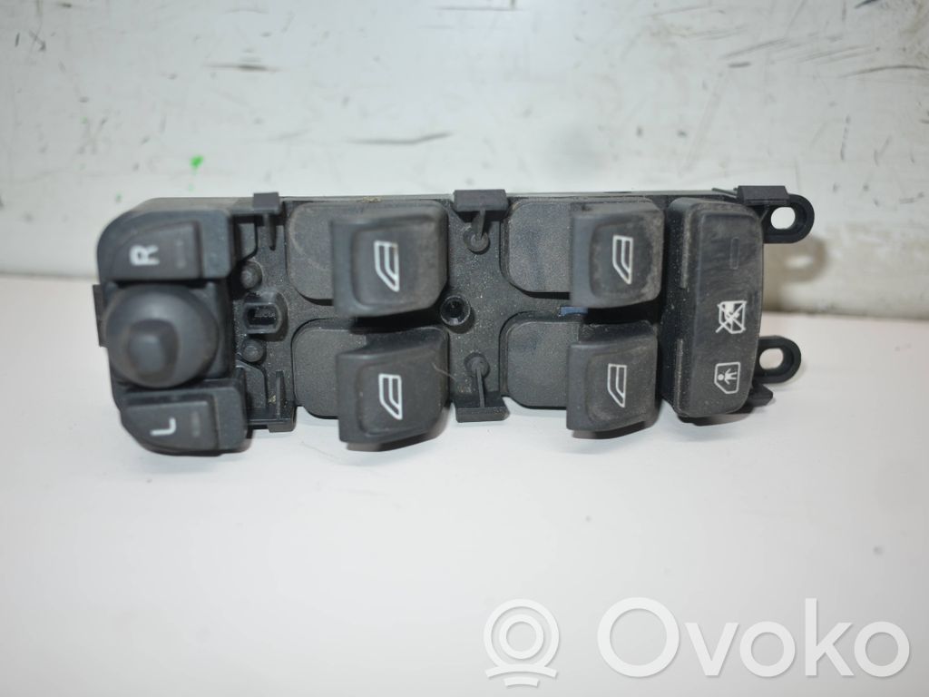 Volvo V70 Electric window control switch 