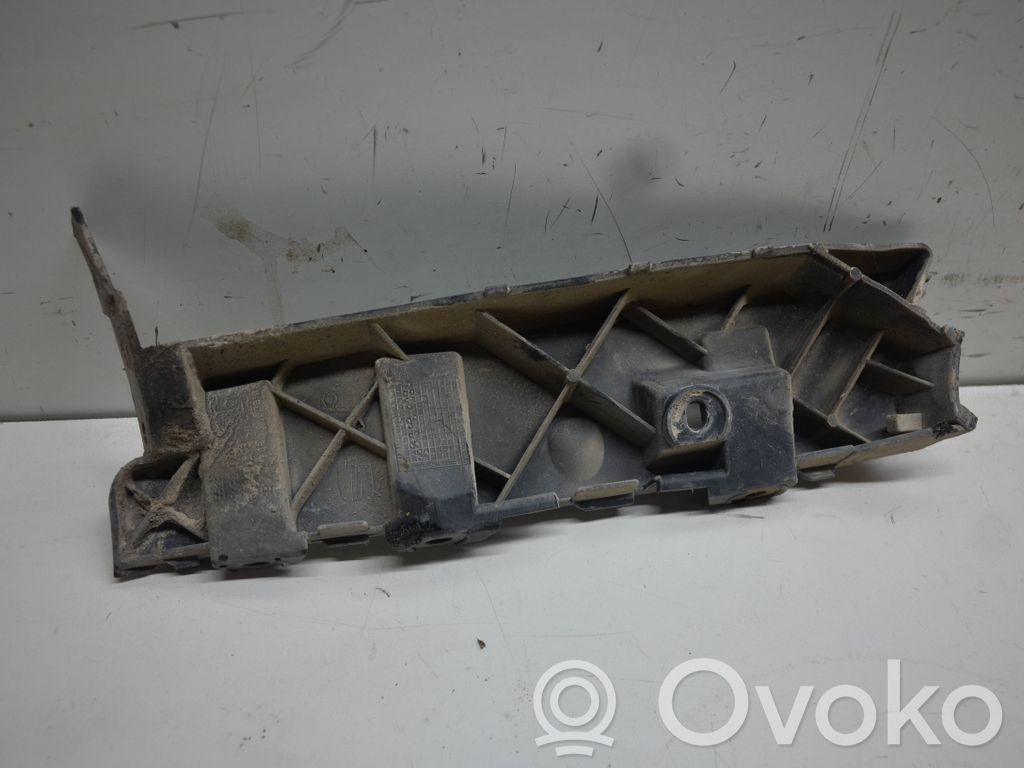 Seat Leon (1P) Rear bumper mounting bracket 