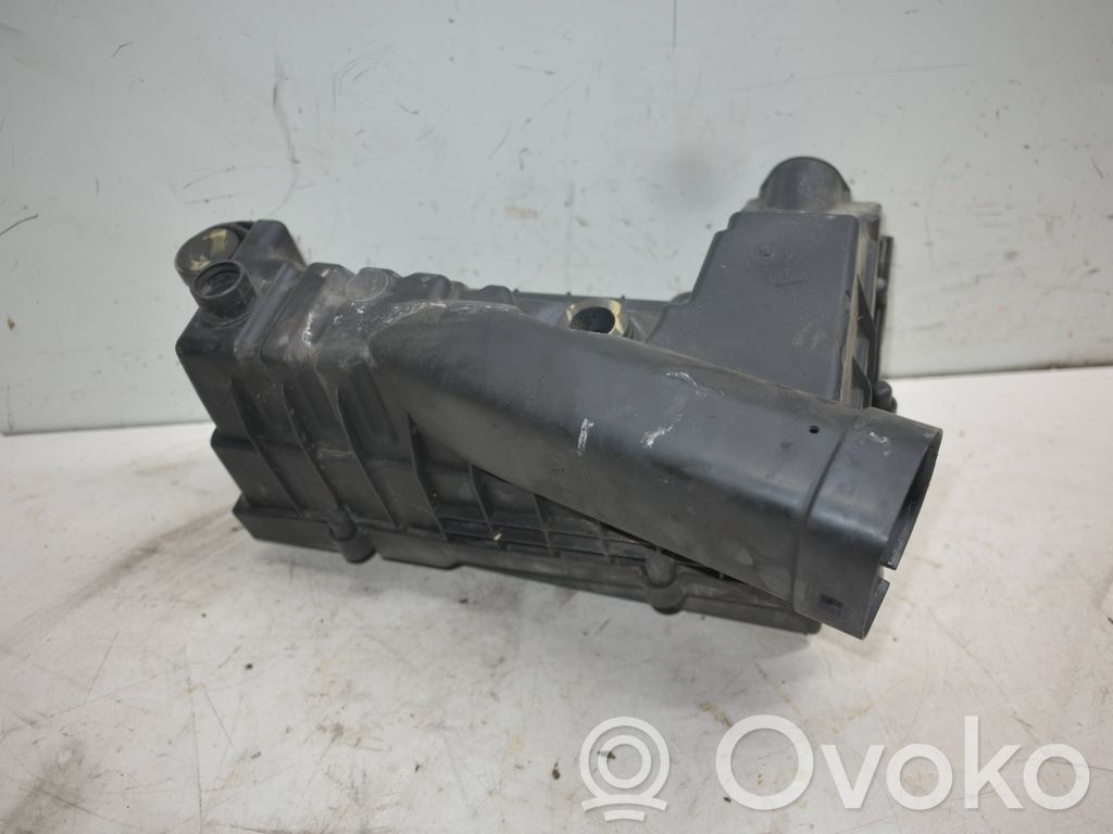 Volkswagen Tiguan Obudowa filtra powietrza 