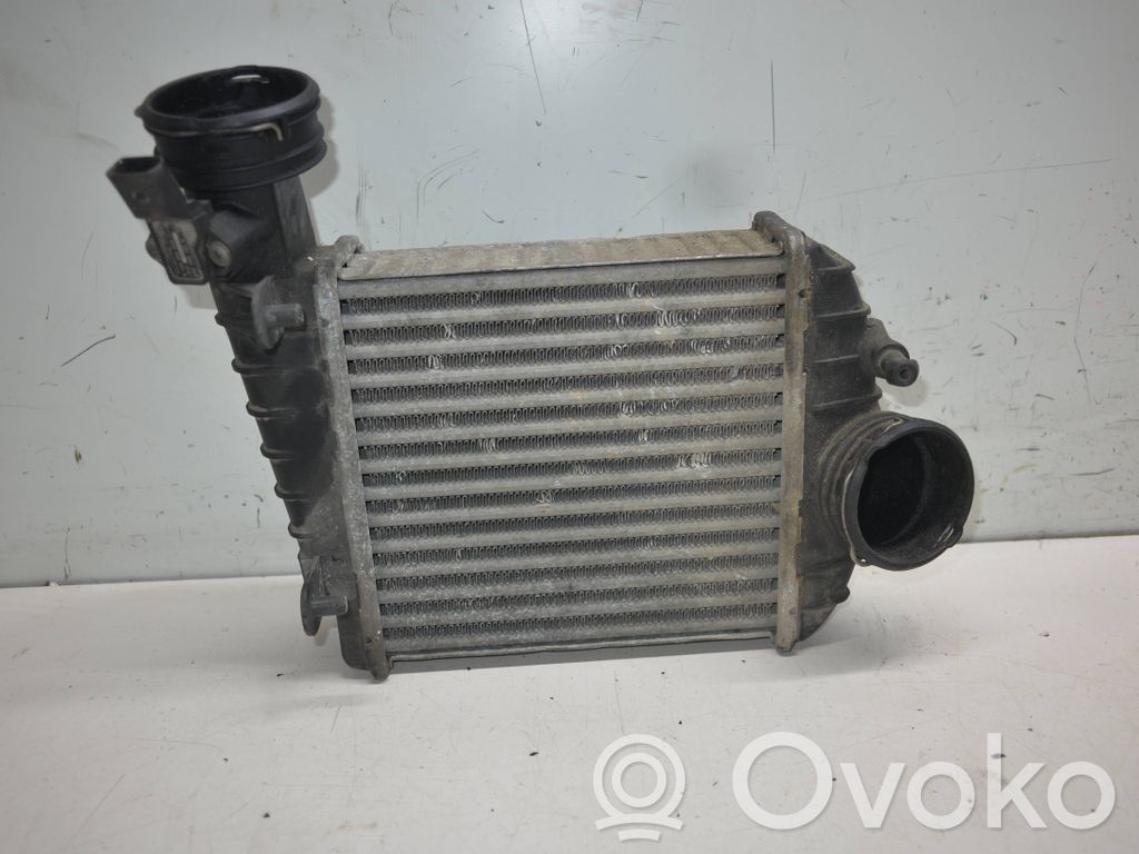 Skoda Superb B5 (3U) Chłodnica powietrza doładowującego / Intercooler 
