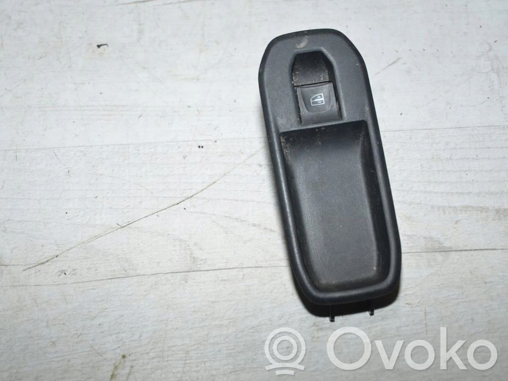 Dacia Duster II Electric window control switch 