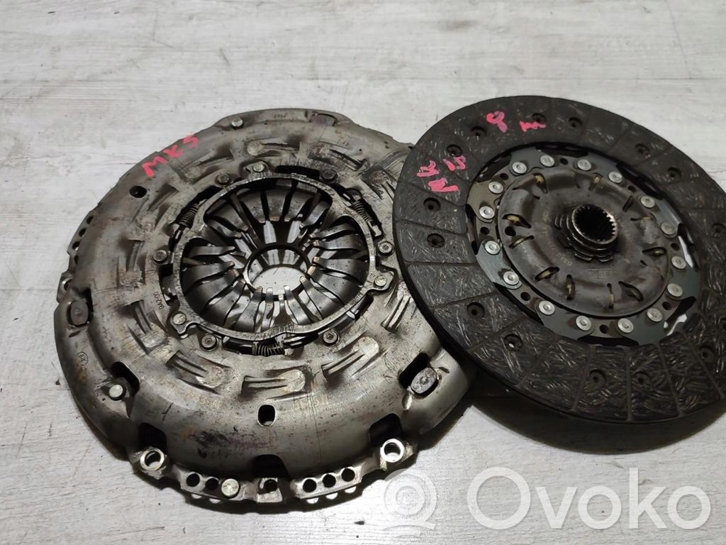 Ford Mondeo MK V Sankabos komplektas 