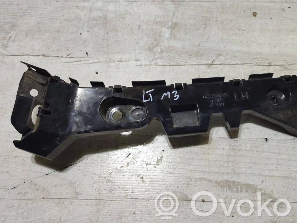 Mazda 3 III Rear bumper mounting bracket 