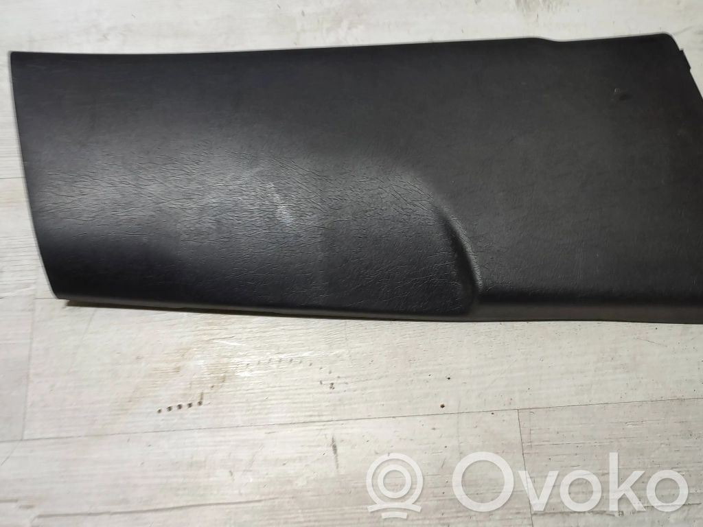 Fiat Tipo (B) statņa dekoratīvā apdare (apakšdaļa) 