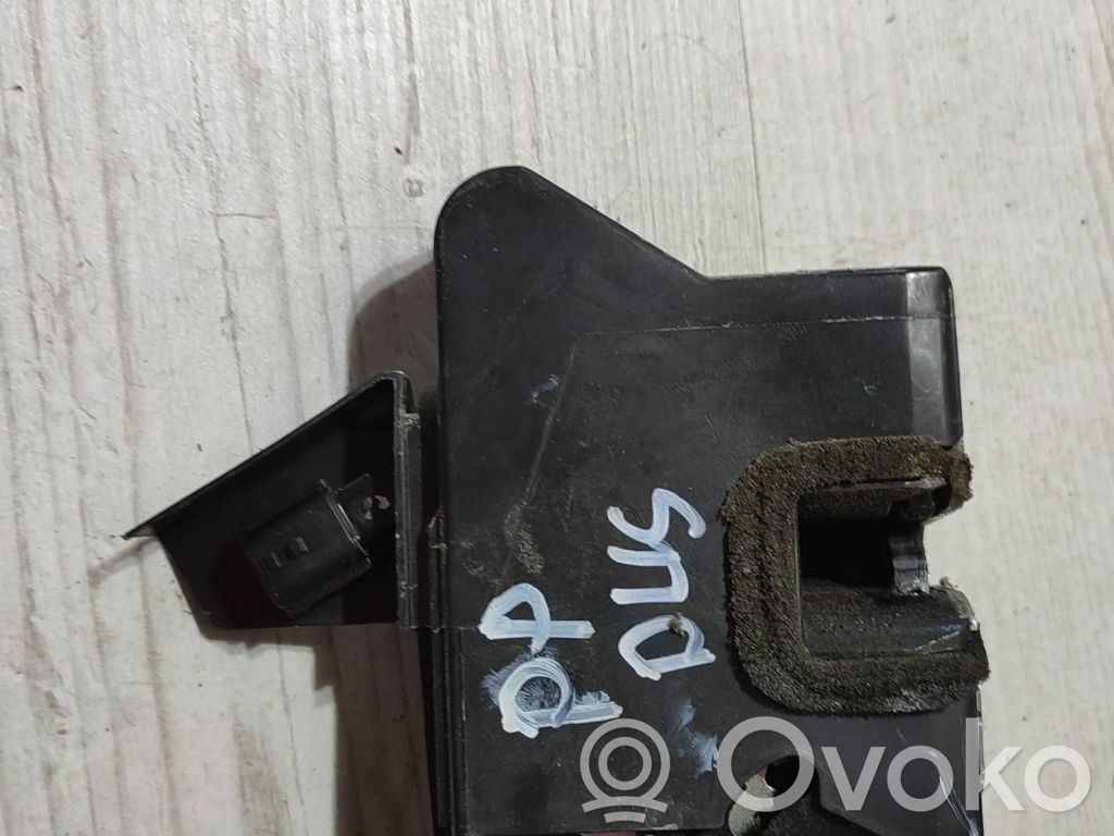 Front door lock   3310