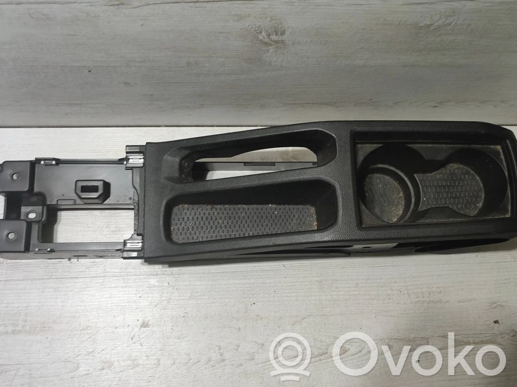 Dacia Duster II Otros elementos de la consola central (túnel) 