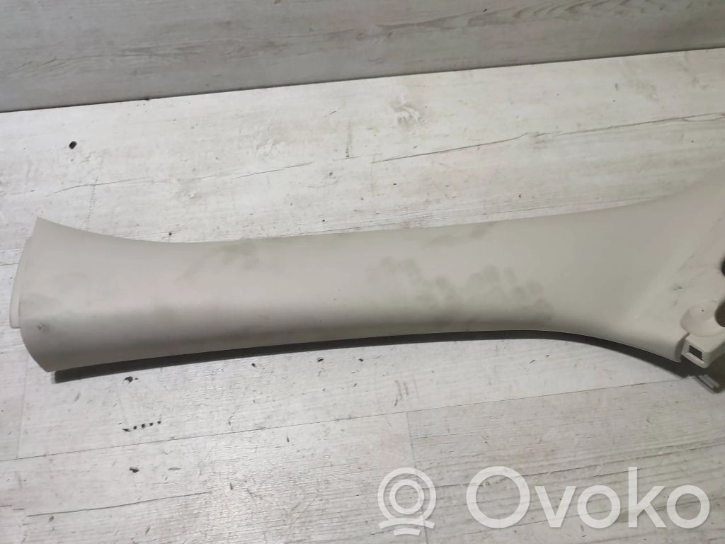 Jeep Cherokee (A) pillar trim 