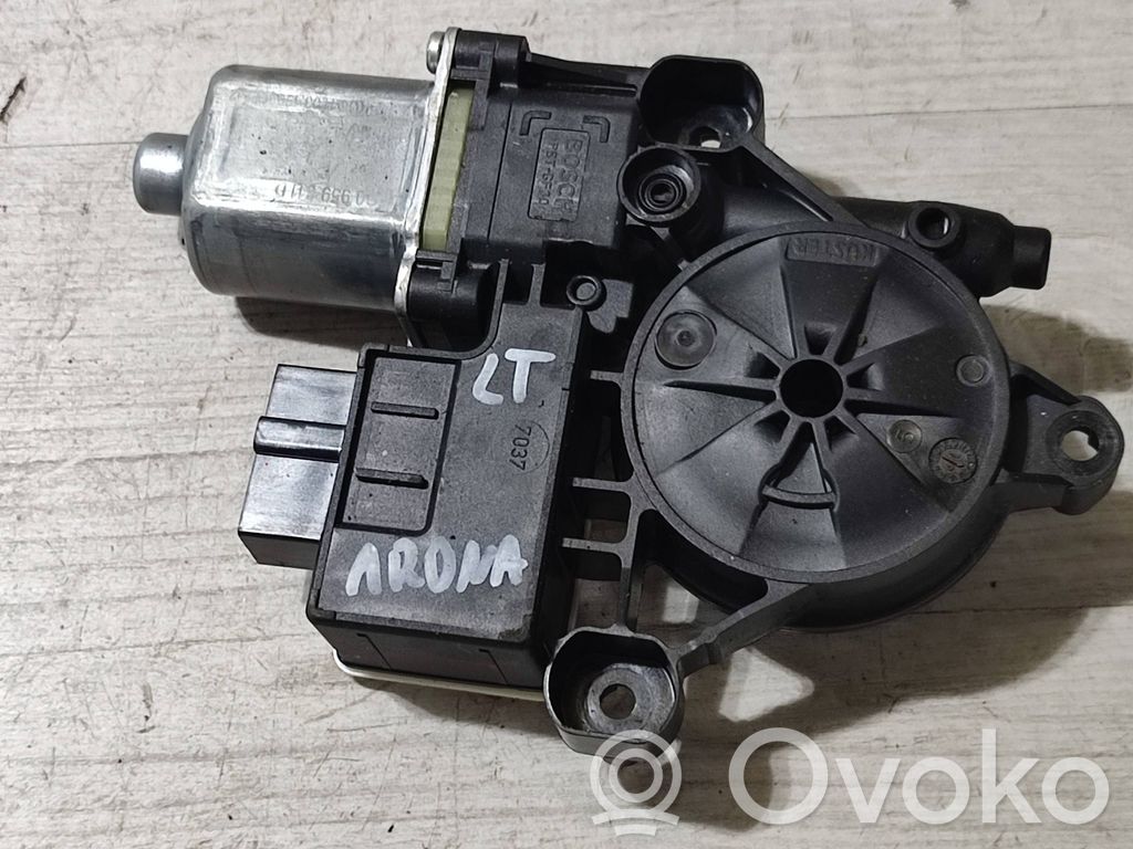 Seat Arona Galinis varikliukas langų pakėlėjo 