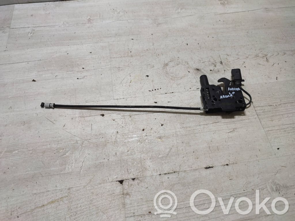 Seat Arona Engine bonnet/hood lock/catch 