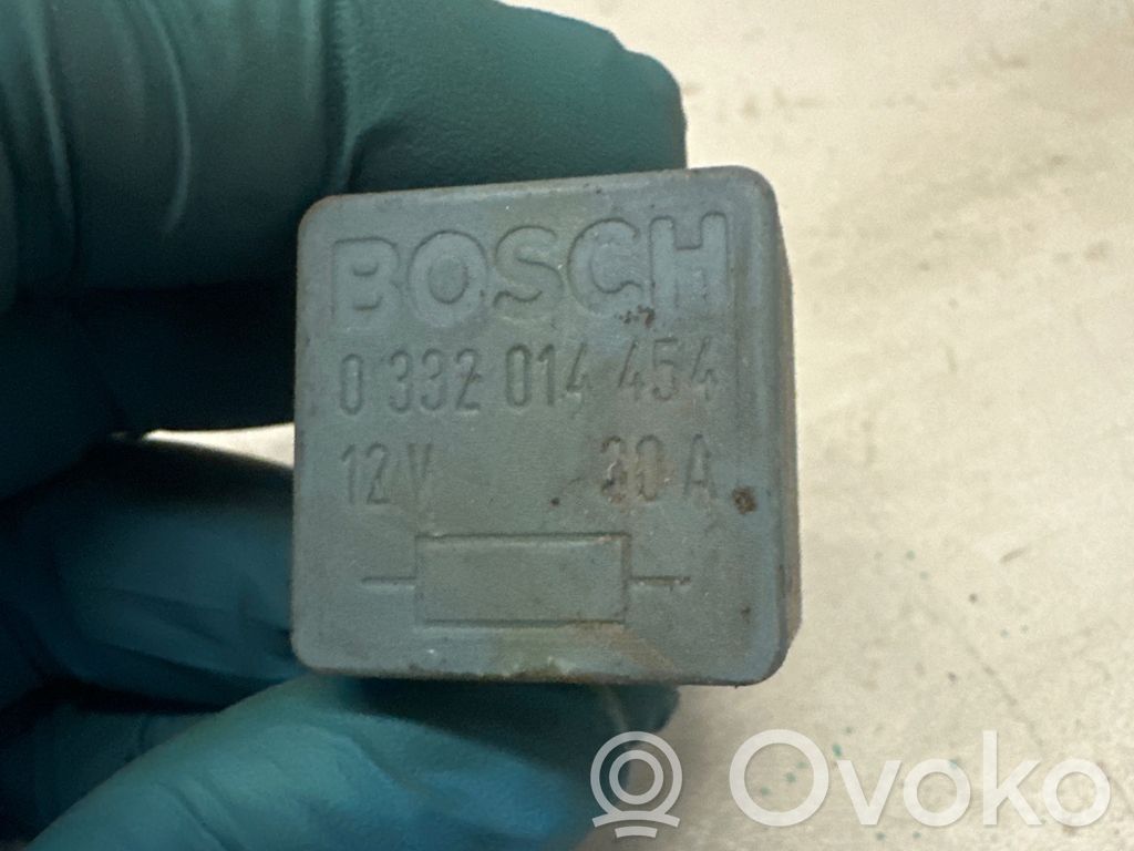 BMW 3 E30 Other relay 