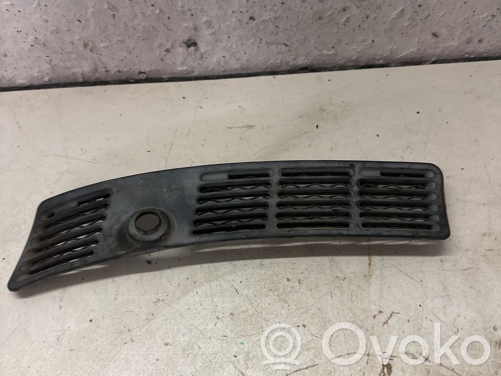 BMW 3 E30 Wiper trim 