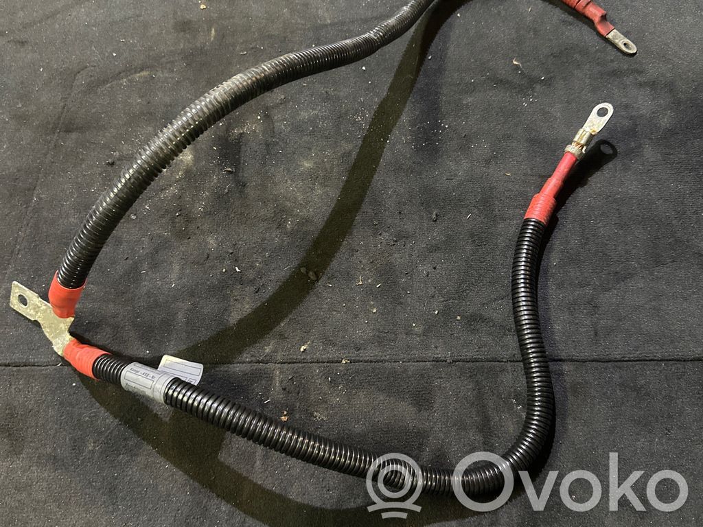 BMW 5 E60 E61 Positive cable (battery) 